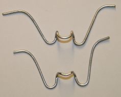 Headlight rim, wire securing clip Lucas 516190 each - Click Image to Close